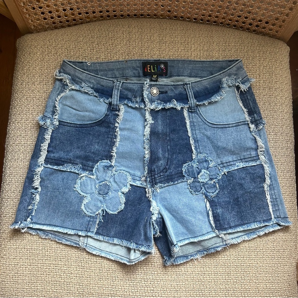 Delia’s free luv colorblock twill shorts